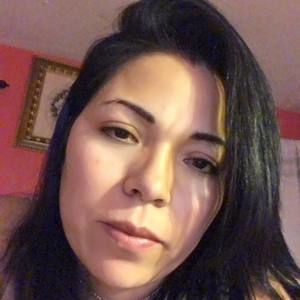 Meet your Posher, Lilian